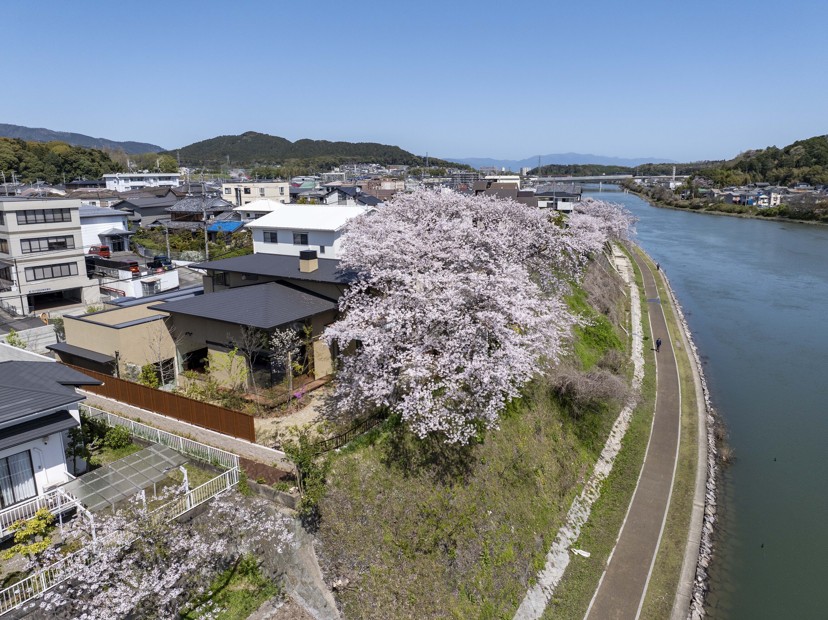 夕照の家 -spring-